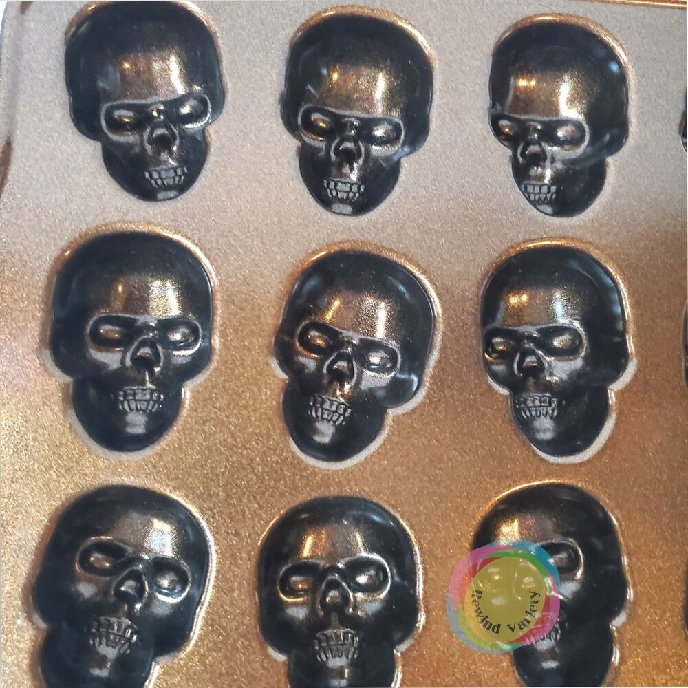 Nordic Ware Skull Bites Cakelet Pan Halloween NWT - Picture 11 of 16